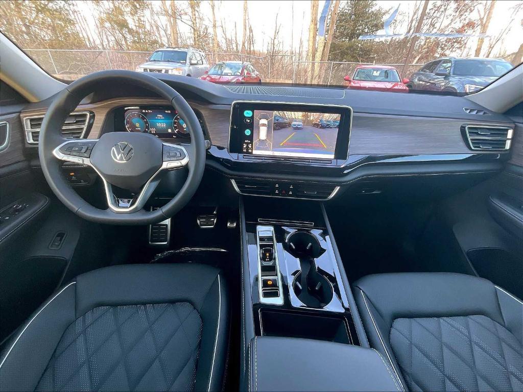 new 2025 Volkswagen Atlas car, priced at $50,468