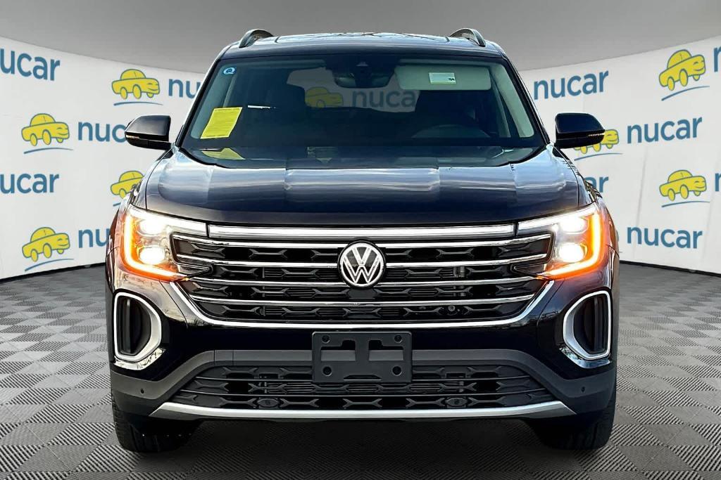 new 2025 Volkswagen Atlas car, priced at $45,141