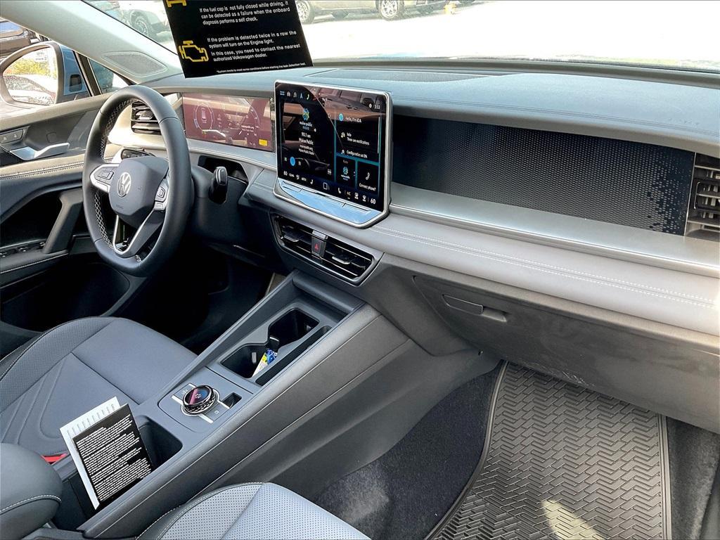 new 2025 Volkswagen Tiguan car, priced at $35,812
