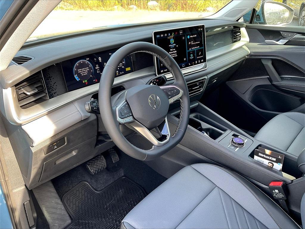new 2025 Volkswagen Tiguan car, priced at $35,812