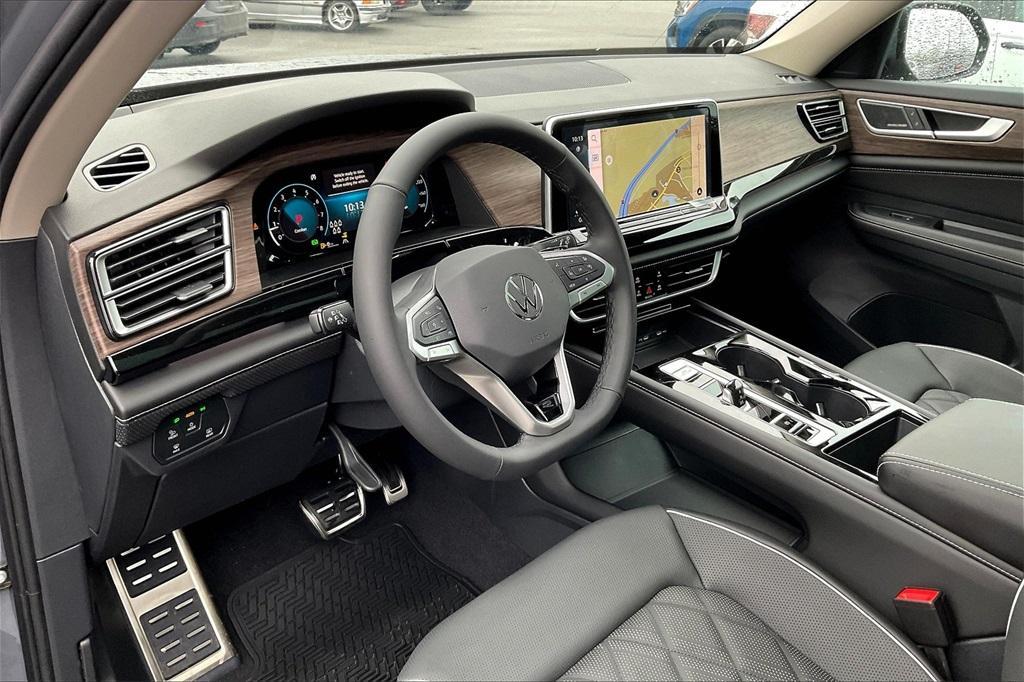 new 2025 Volkswagen Atlas car, priced at $55,536