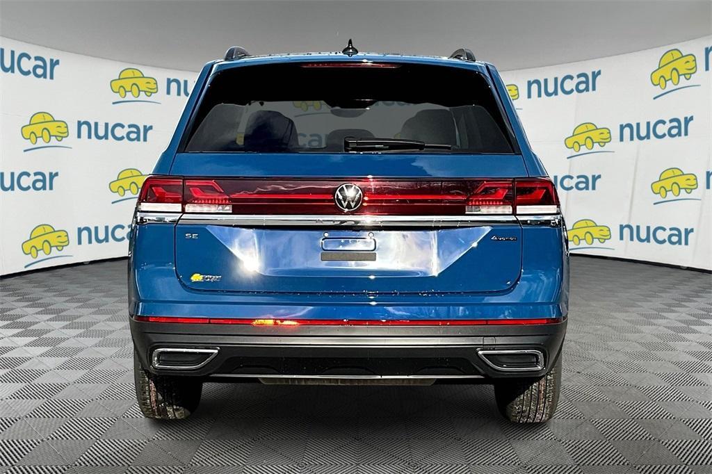 new 2025 Volkswagen Atlas car, priced at $38,168