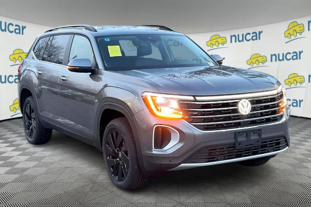 new 2025 Volkswagen Atlas car, priced at $45,150