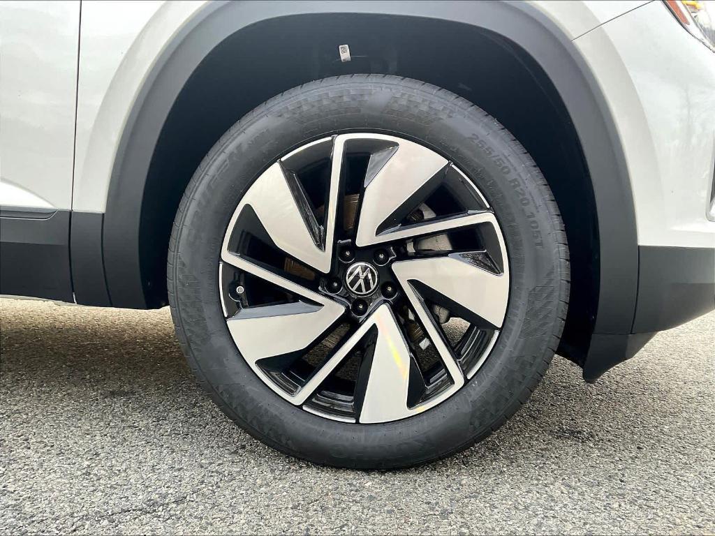 new 2026 Volkswagen Atlas car, priced at $46,993