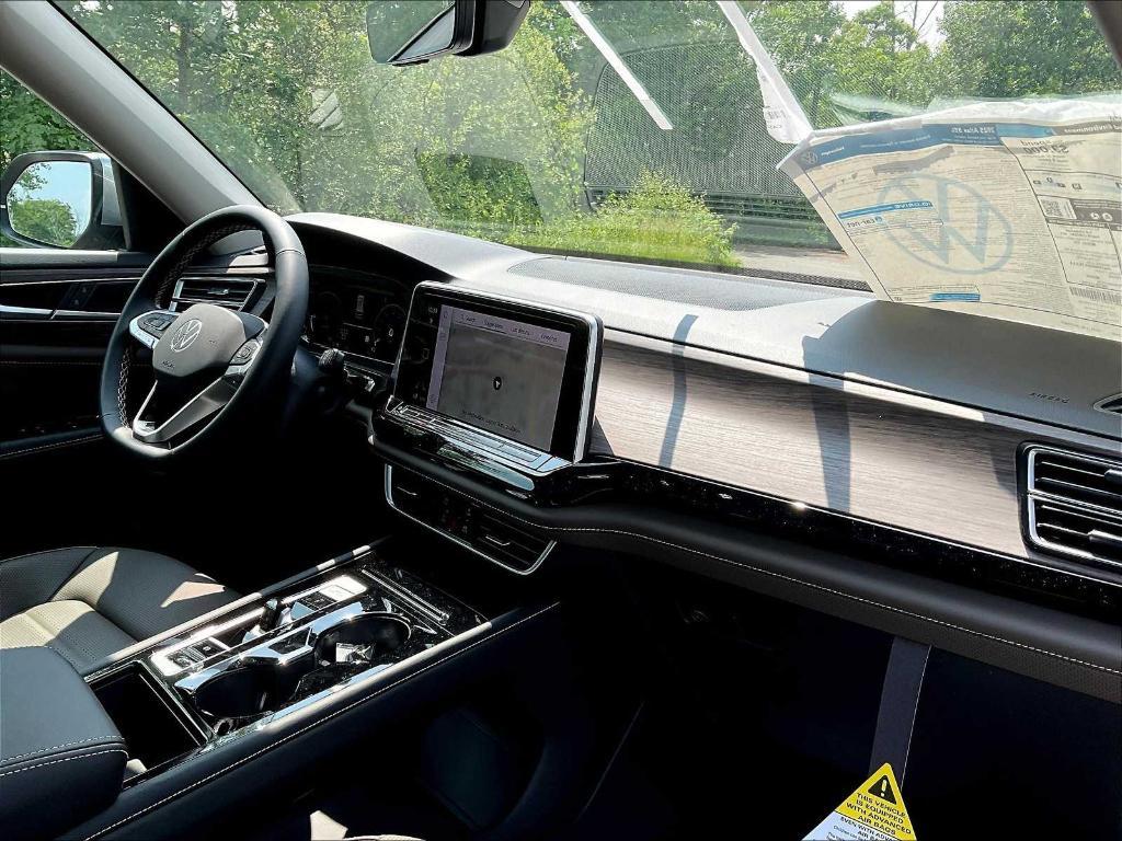 new 2025 Volkswagen Atlas car, priced at $44,910