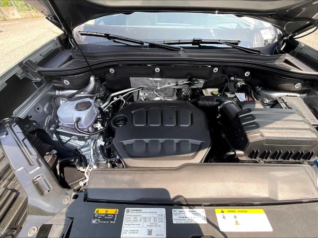 new 2025 Volkswagen Atlas car, priced at $44,910