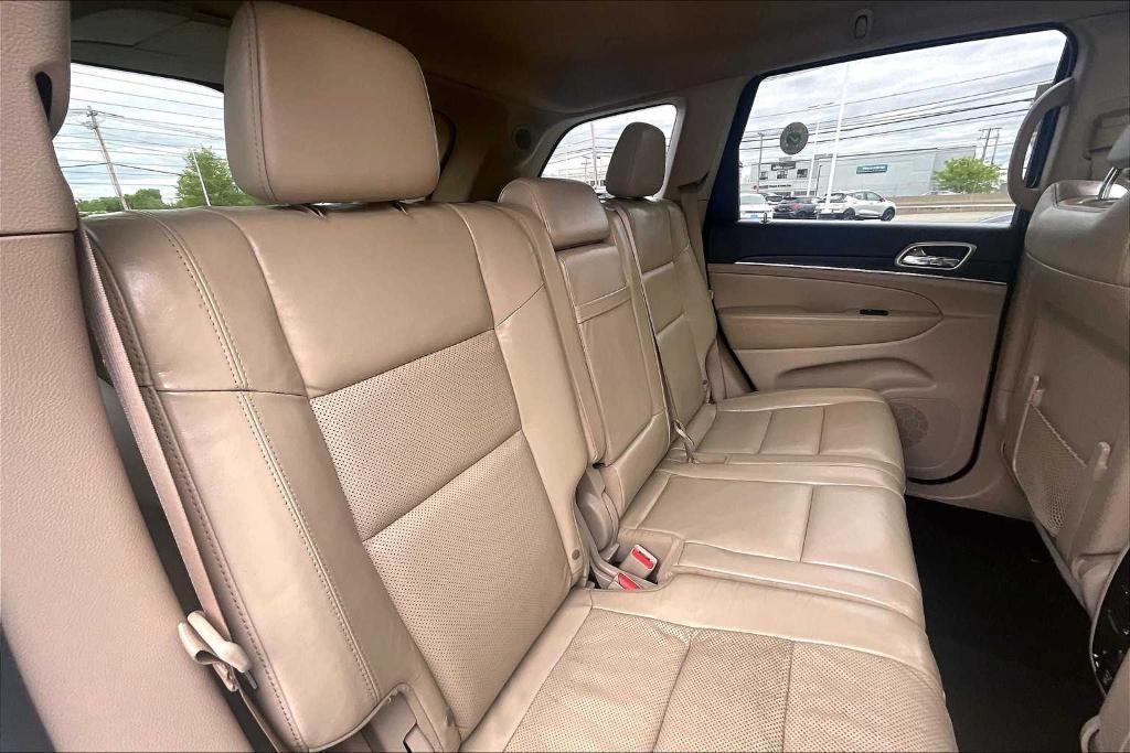 used 2021 Jeep Grand Cherokee car, priced at $28,300