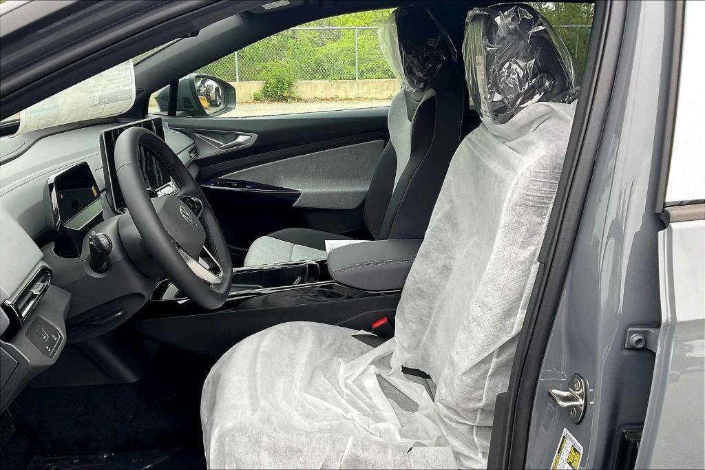 new 2025 Volkswagen ID.4 car, priced at $42,371