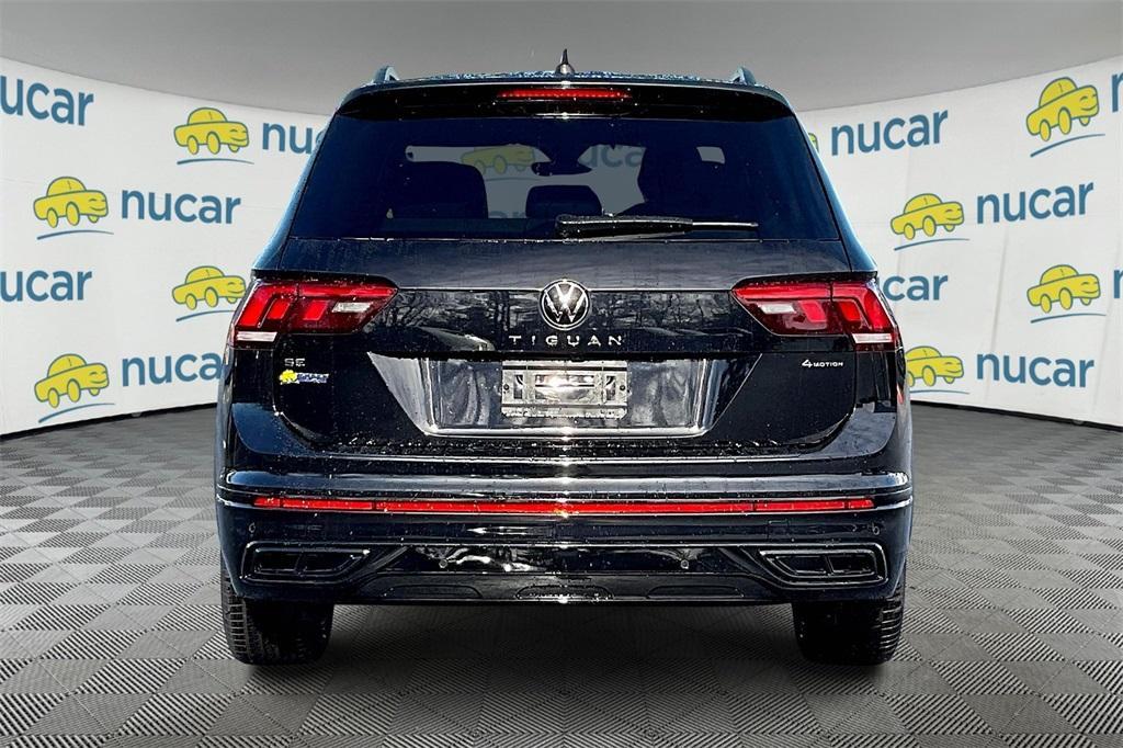 new 2024 Volkswagen Tiguan car, priced at $33,135