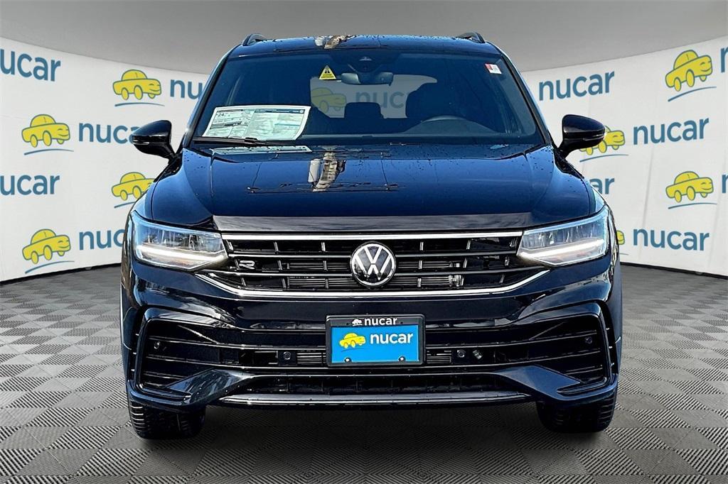 new 2024 Volkswagen Tiguan car, priced at $33,135