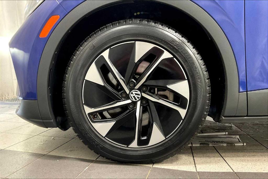 used 2021 Volkswagen ID.4 car, priced at $20,450