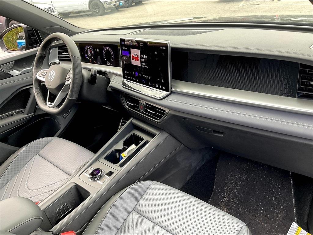 new 2025 Volkswagen Tiguan car, priced at $36,761