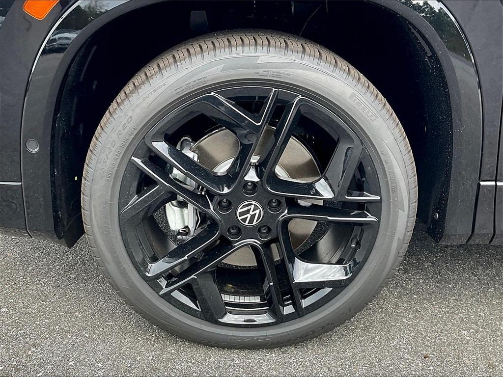 new 2025 Volkswagen Tiguan car, priced at $36,761