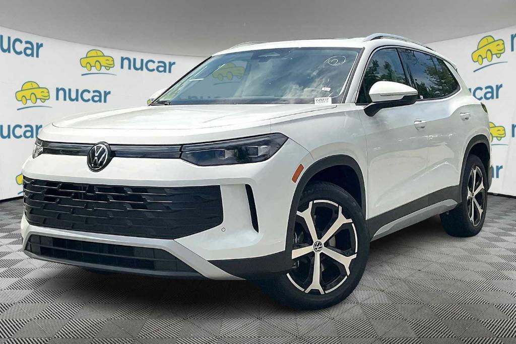 new 2025 Volkswagen Tiguan car, priced at $35,370