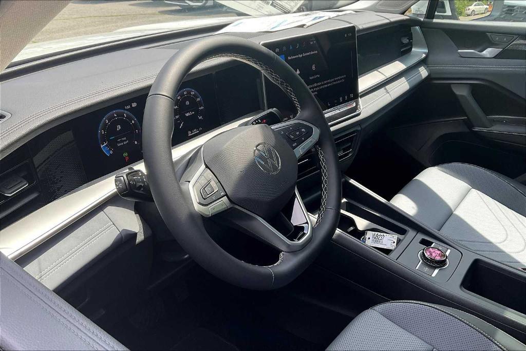 new 2025 Volkswagen Tiguan car, priced at $35,370