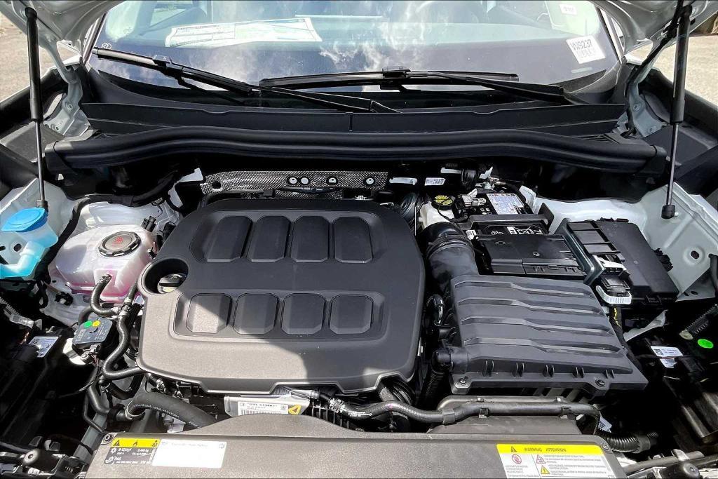 new 2025 Volkswagen Tiguan car, priced at $35,370