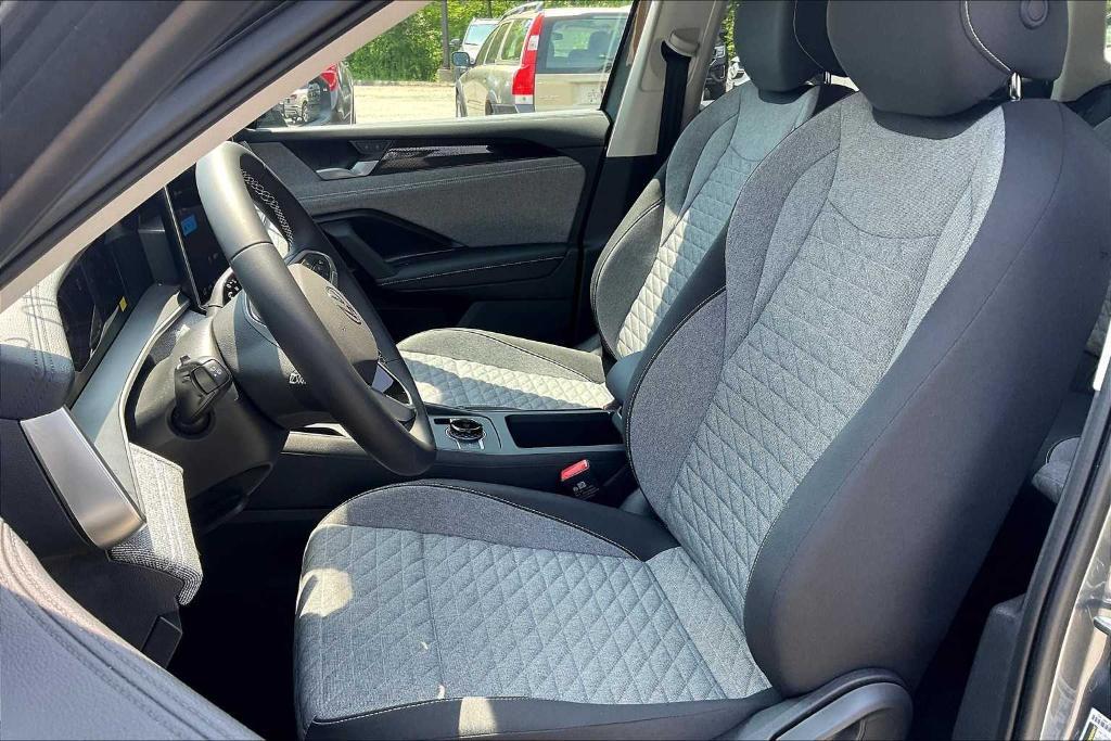 new 2025 Volkswagen Tiguan car, priced at $32,151