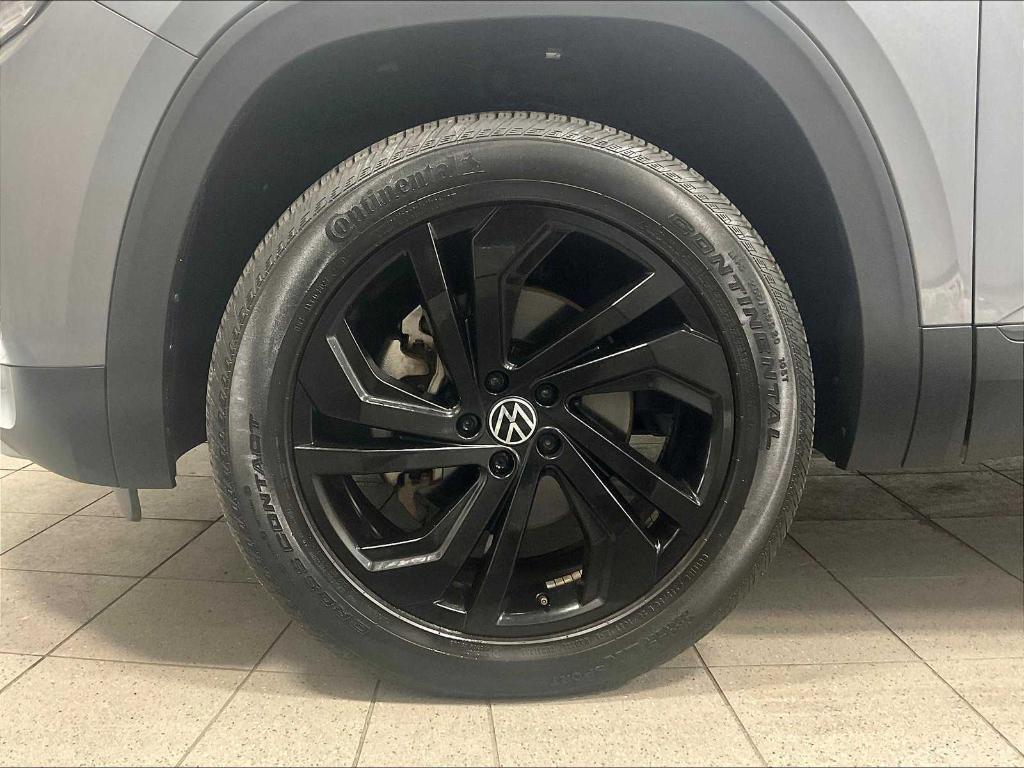 used 2022 Volkswagen Atlas car, priced at $30,900