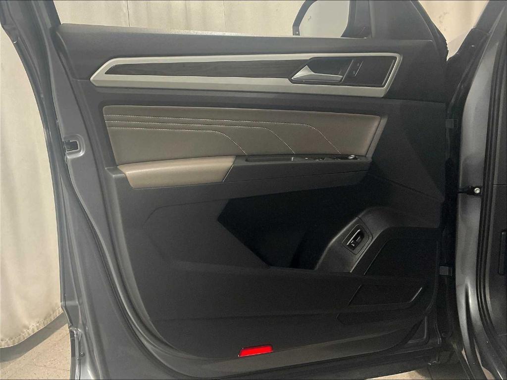 used 2022 Volkswagen Atlas car, priced at $30,900