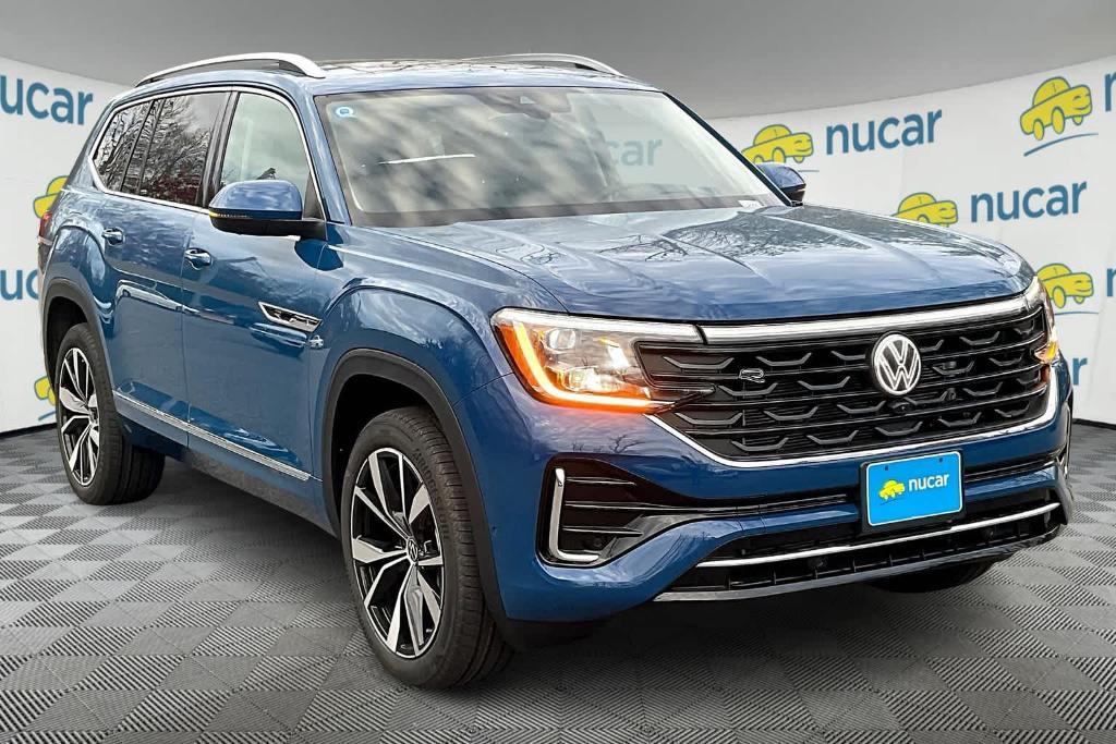 new 2025 Volkswagen Atlas car, priced at $54,028