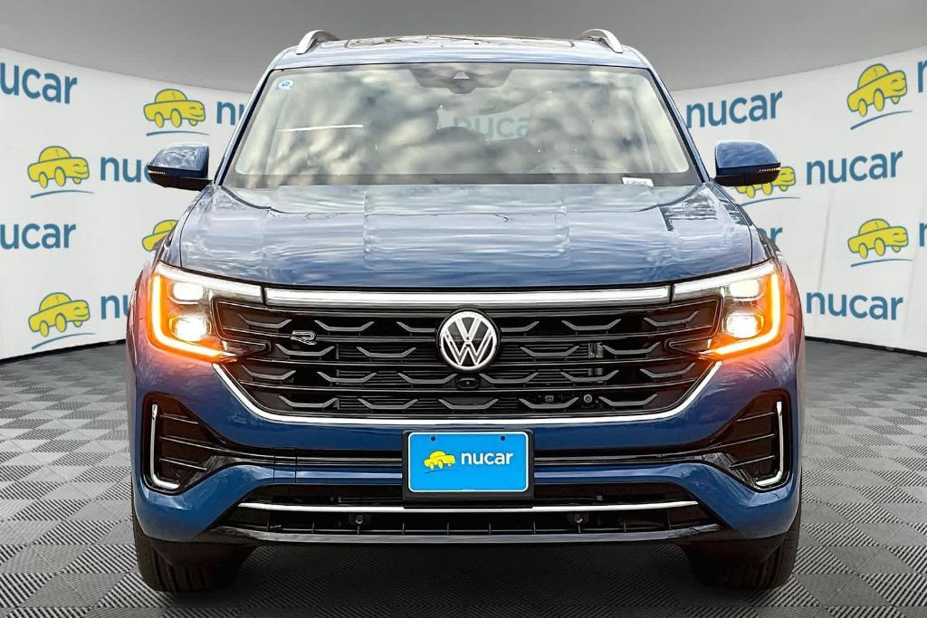 new 2025 Volkswagen Atlas car, priced at $54,028