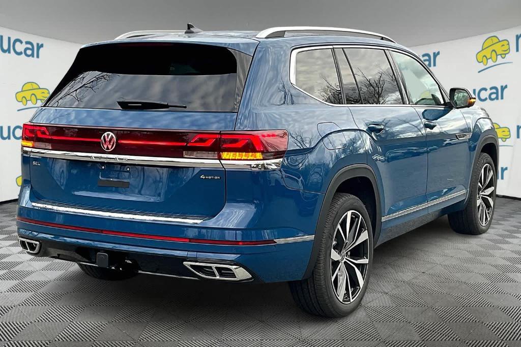 new 2025 Volkswagen Atlas car, priced at $54,028