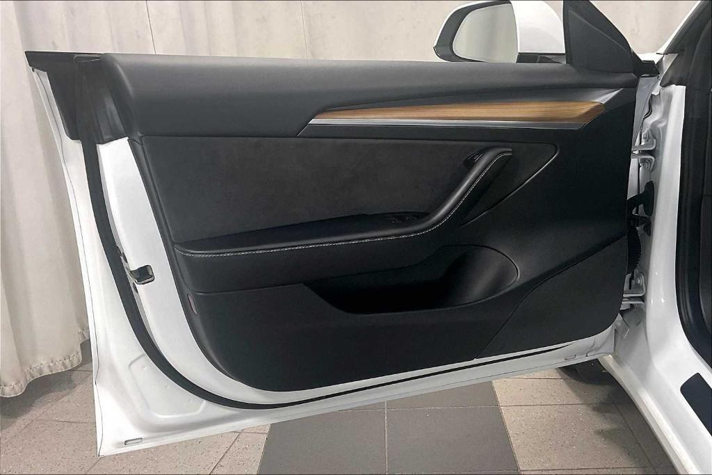 used 2022 Tesla Model 3 car, priced at $26,400