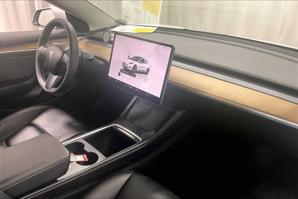 used 2022 Tesla Model 3 car, priced at $26,400