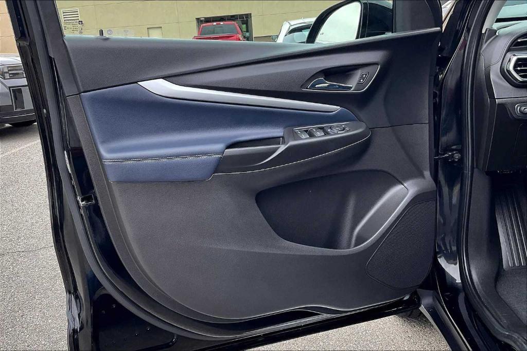 used 2022 Chevrolet Bolt EUV car, priced at $20,450