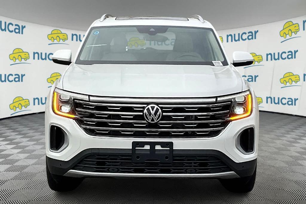 new 2025 Volkswagen Atlas car, priced at $50,281