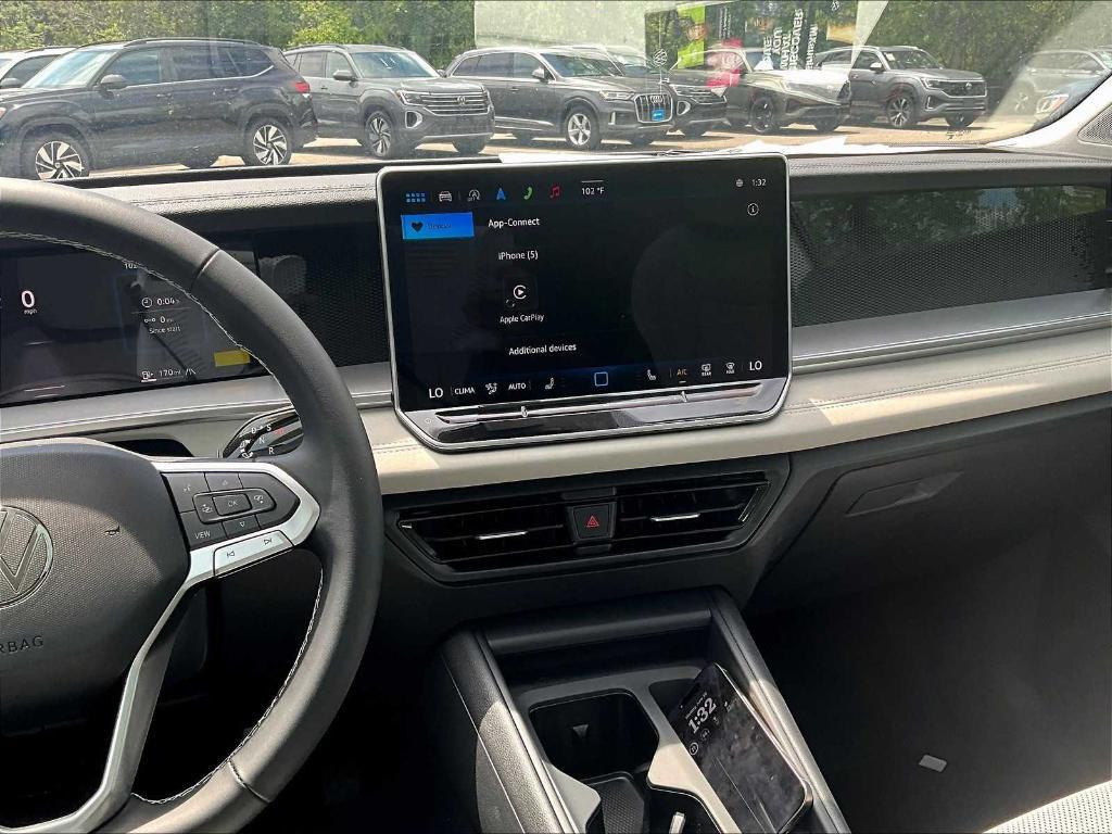 new 2025 Volkswagen Tiguan car, priced at $35,240