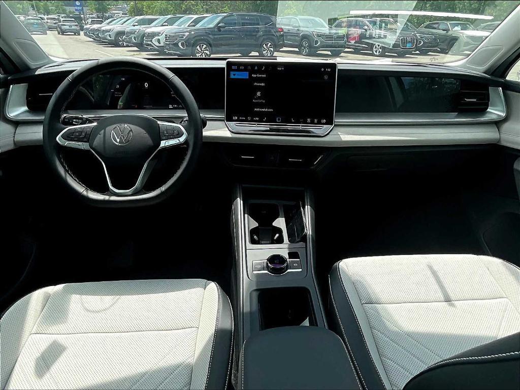 new 2025 Volkswagen Tiguan car, priced at $35,240