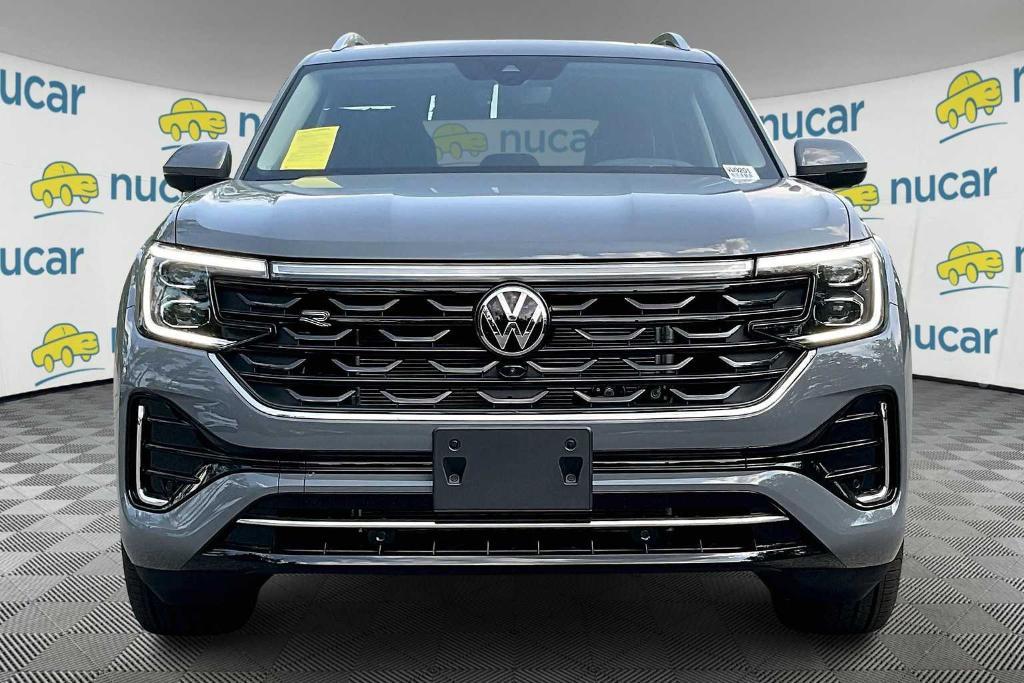 new 2025 Volkswagen Atlas car, priced at $53,687