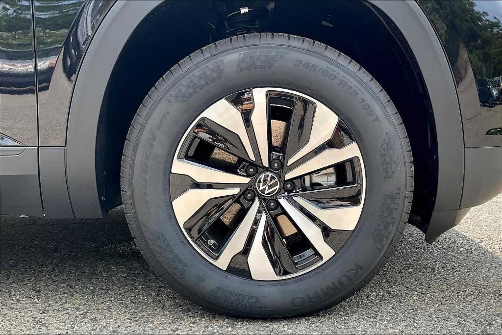 new 2025 Volkswagen Atlas Cross Sport car, priced at $40,356