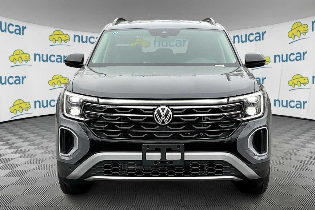 new 2025 Volkswagen Atlas car, priced at $45,683