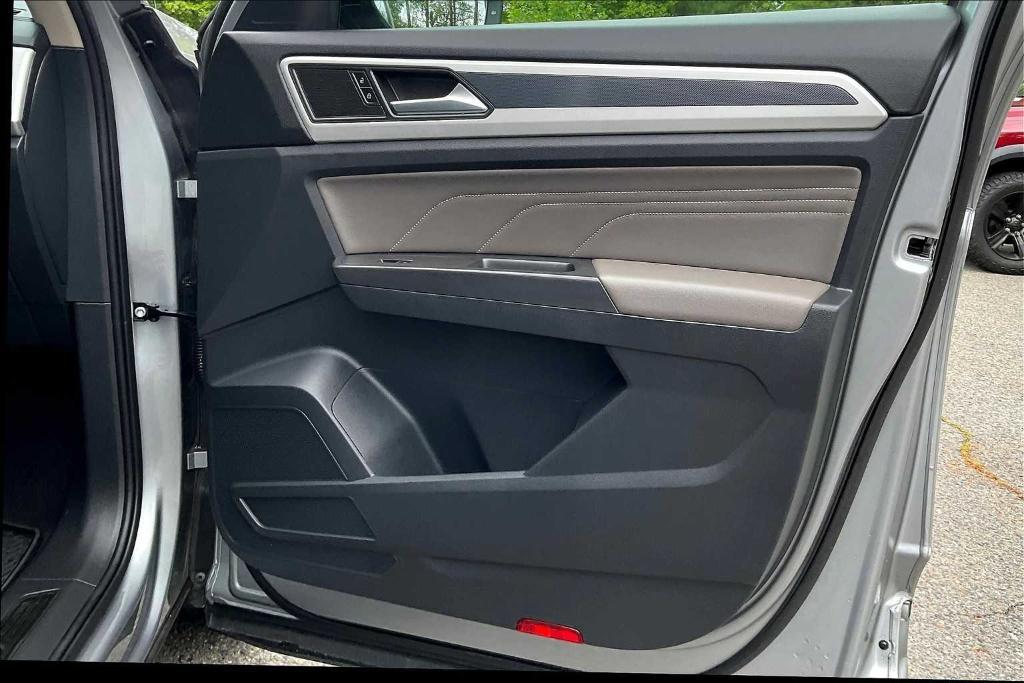 used 2023 Volkswagen Atlas car, priced at $35,900