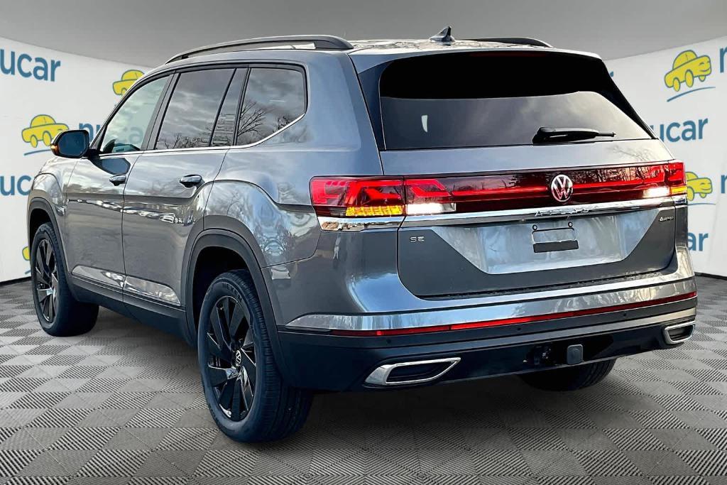 new 2025 Volkswagen Atlas car, priced at $45,141