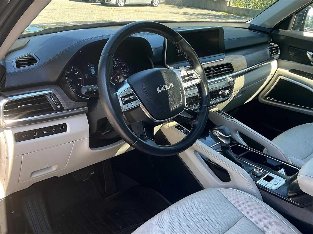 used 2022 Kia Telluride car, priced at $30,900