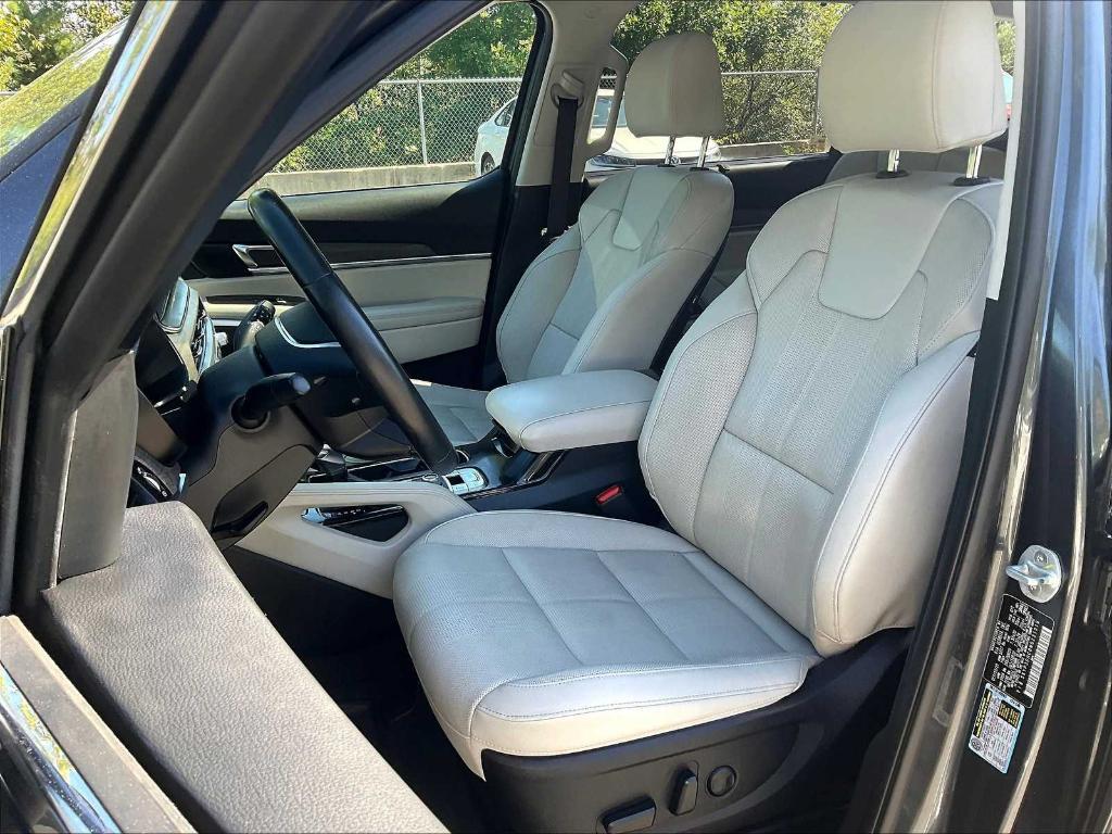 used 2022 Kia Telluride car, priced at $30,900