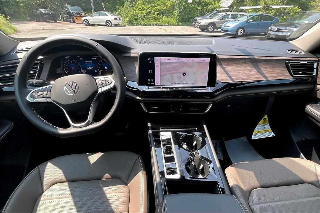 new 2025 Volkswagen Atlas car, priced at $48,238