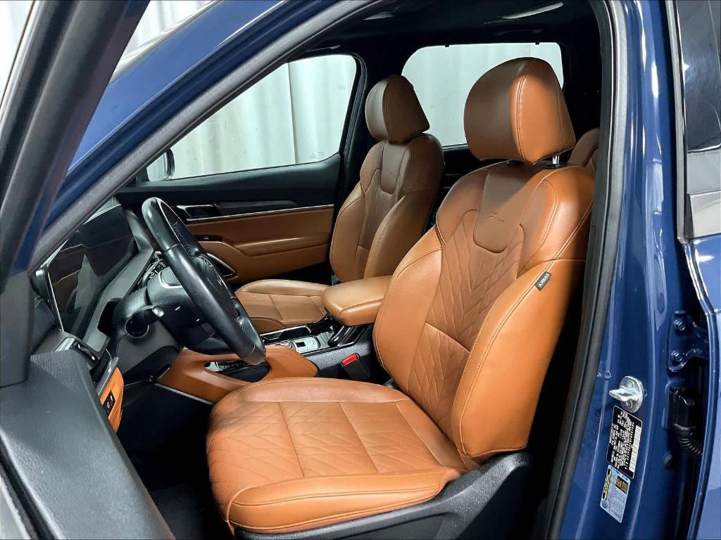 used 2023 Kia Telluride car, priced at $35,700