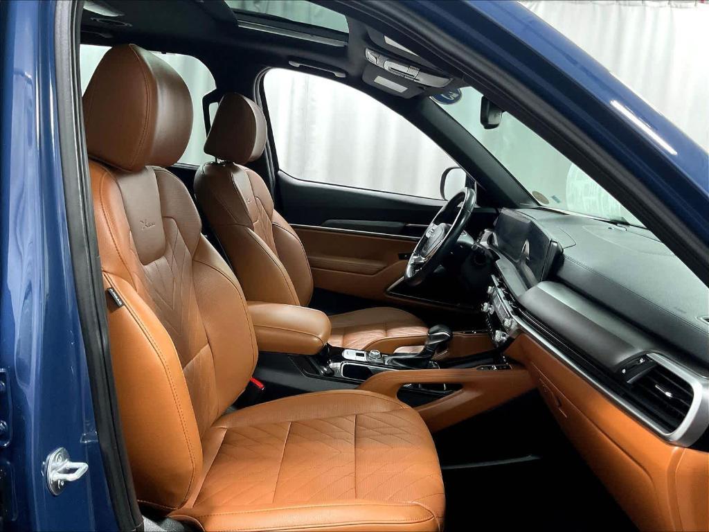 used 2023 Kia Telluride car, priced at $35,700