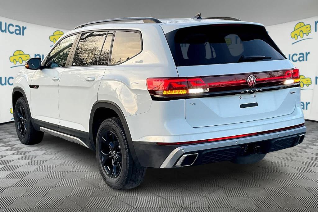 new 2025 Volkswagen Atlas car, priced at $47,478