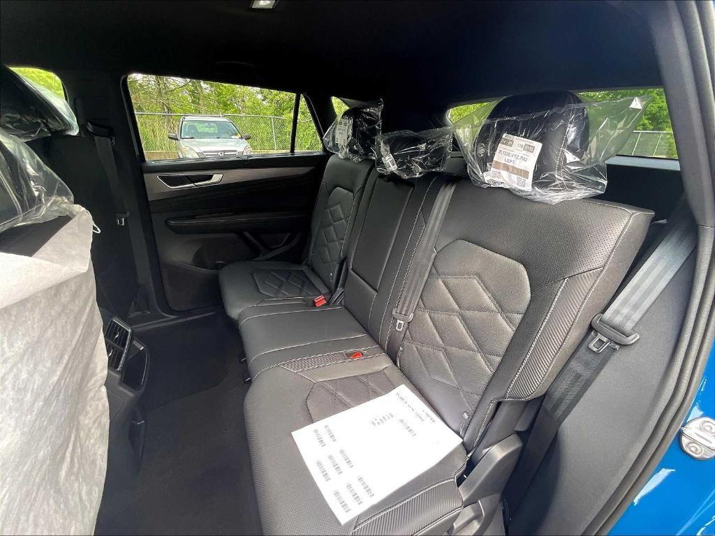 new 2025 Volkswagen Atlas Cross Sport car, priced at $40,463