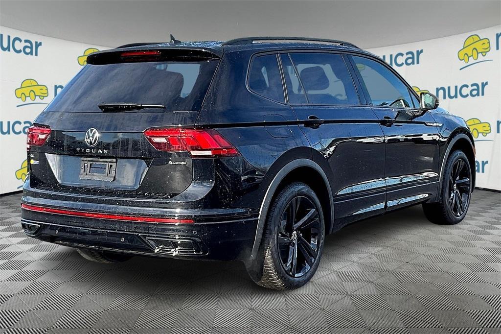 new 2024 Volkswagen Tiguan car, priced at $33,135