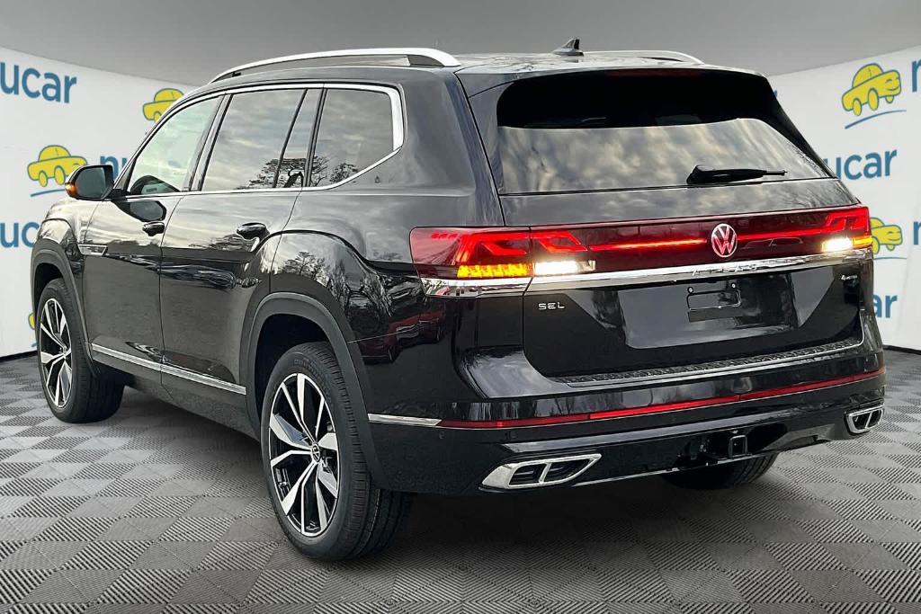 new 2025 Volkswagen Atlas car, priced at $54,953