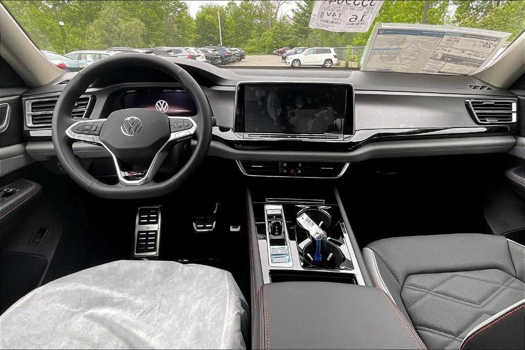 new 2025 Volkswagen Atlas car, priced at $44,769