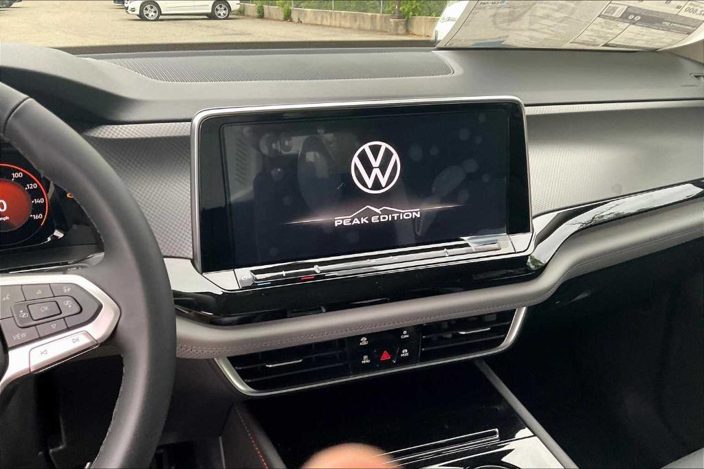 new 2025 Volkswagen Atlas car, priced at $44,769