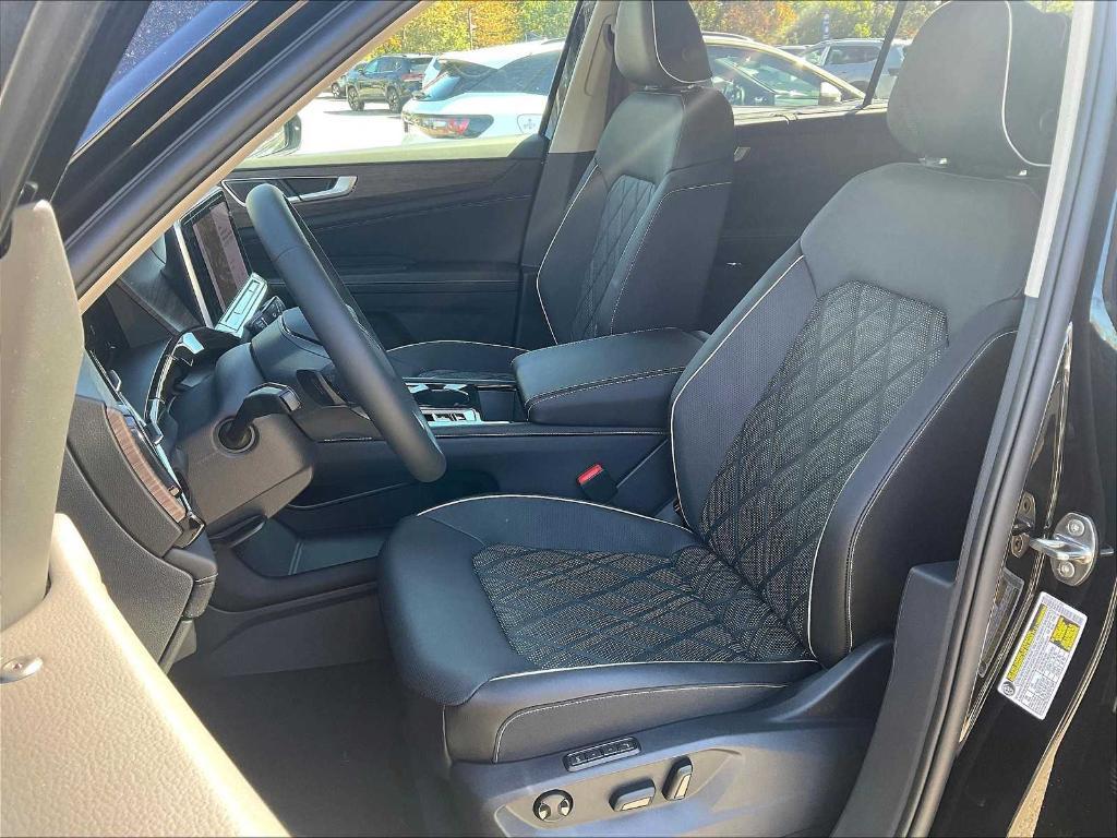 new 2026 Volkswagen Atlas car, priced at $54,550
