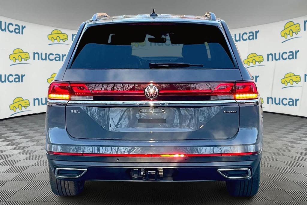 new 2025 Volkswagen Atlas car, priced at $50,000